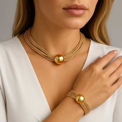 Collier Aven Grace