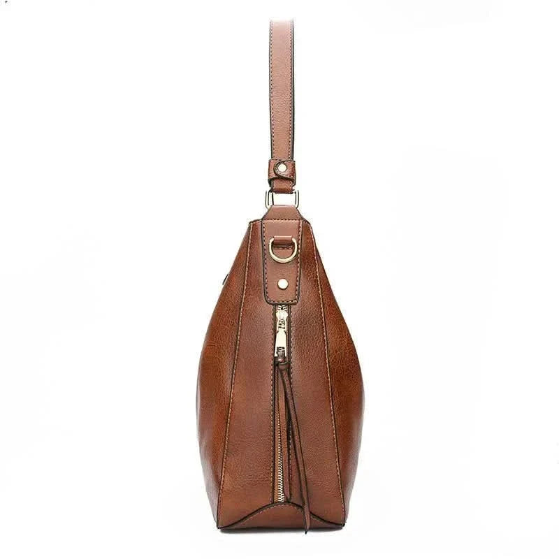 CAMELLIA | Sac hobo en cuir