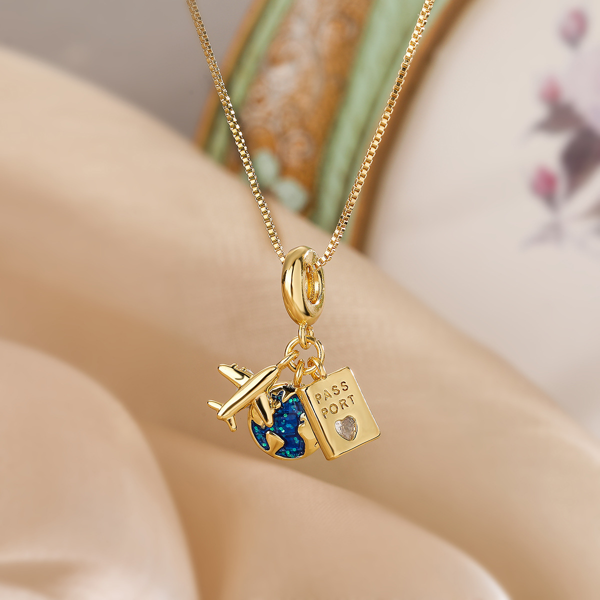 Collier à charms « Souvenirs de voyage »