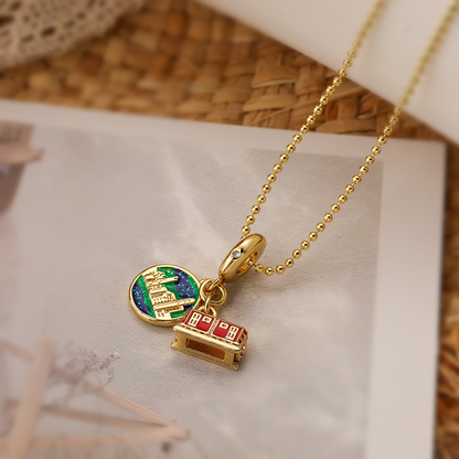 Collier à charms « Souvenirs de voyage »