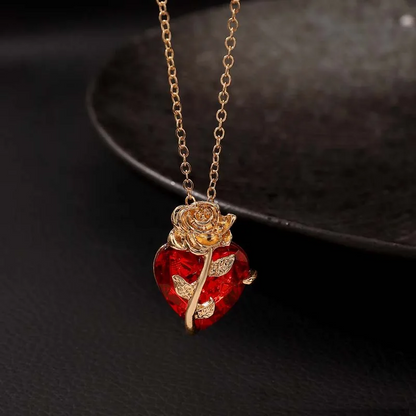 Collier Scarlet Roseheart