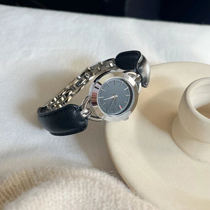 Montre vintage de luxe en quartz et strass