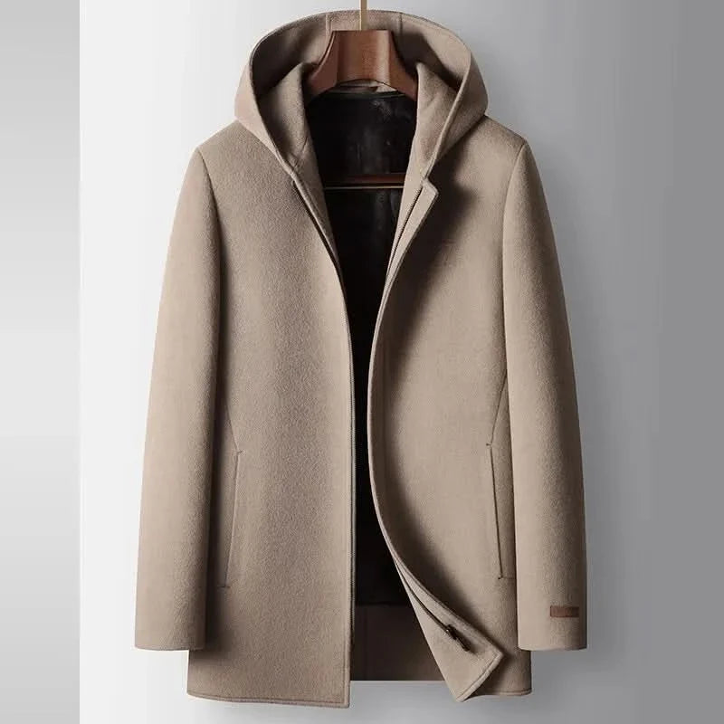 MANTEAU À CAPUCHE EN LAINE