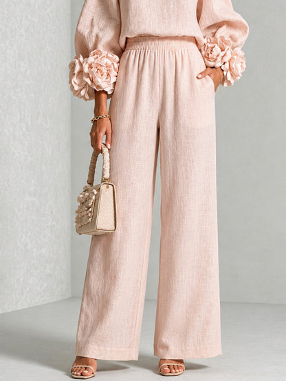 ROSALIE | ENSEMBLE DEUX PIÈCES AVEC MANCHETTES À MOTIFS FLORAUX.