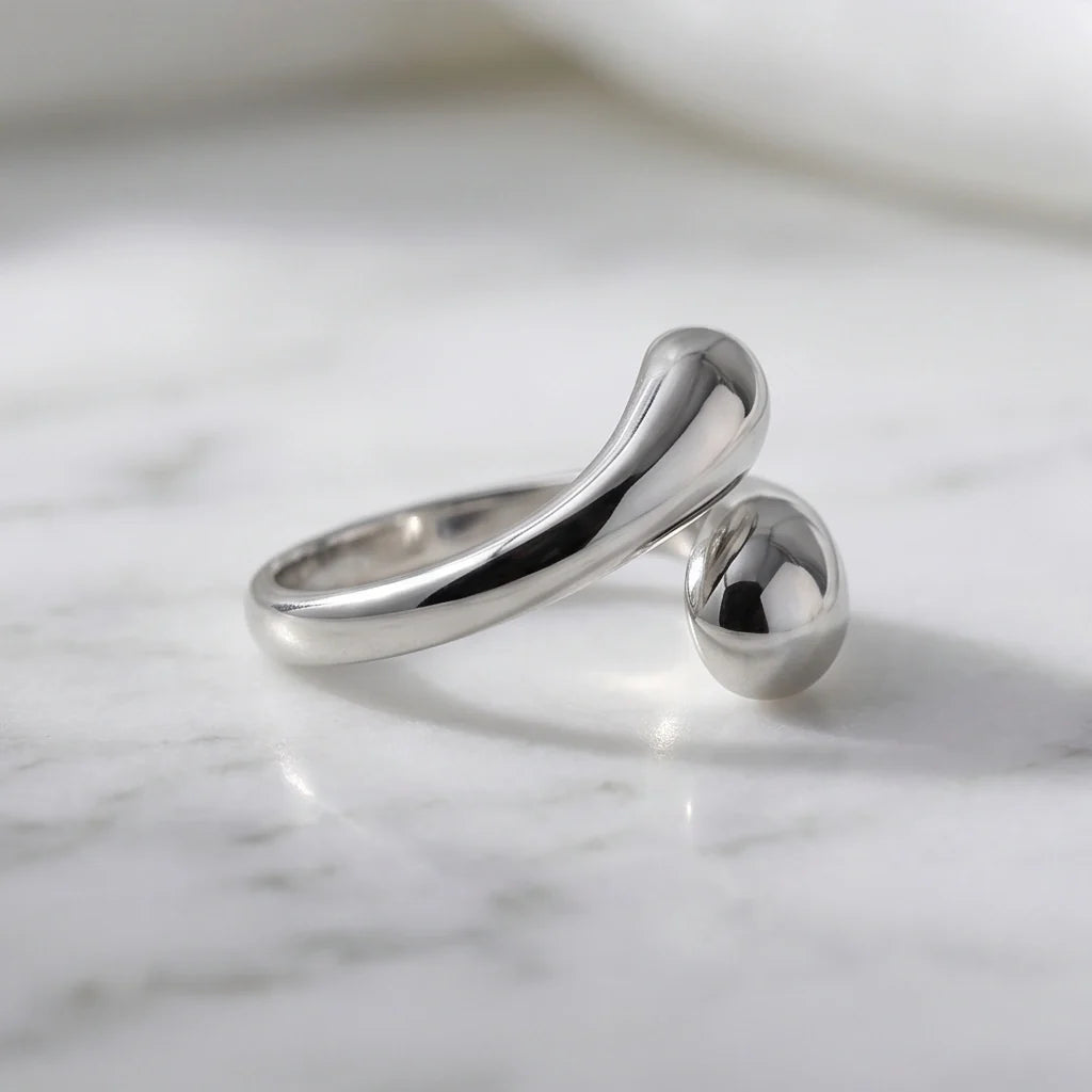 Luvara | Bague imposante en forme d'arc