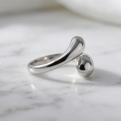 Luvara | Bague imposante en forme d'arc