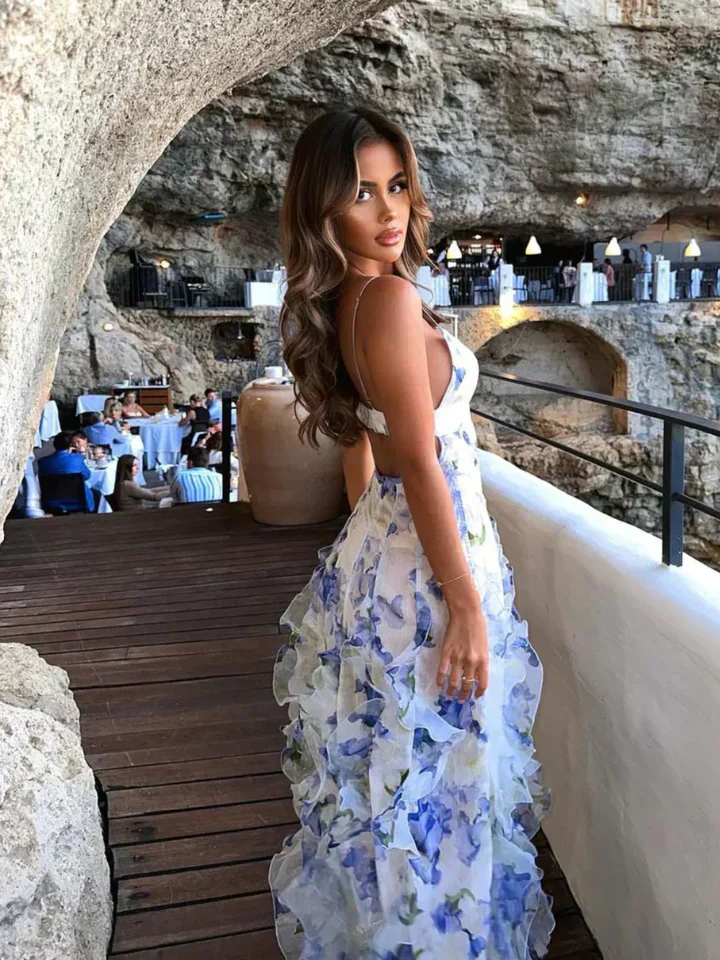 Uri | Robe midi à fleurs avec volants