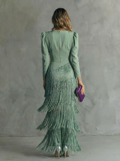 Chiara | Robe élégante à manches à franges