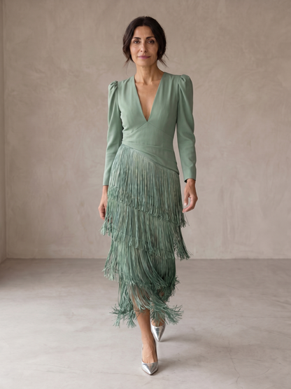 Chiara | Robe élégante à manches à franges
