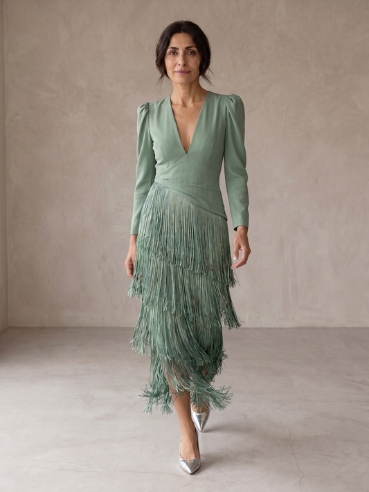 Chiara | Robe élégante à manches à franges